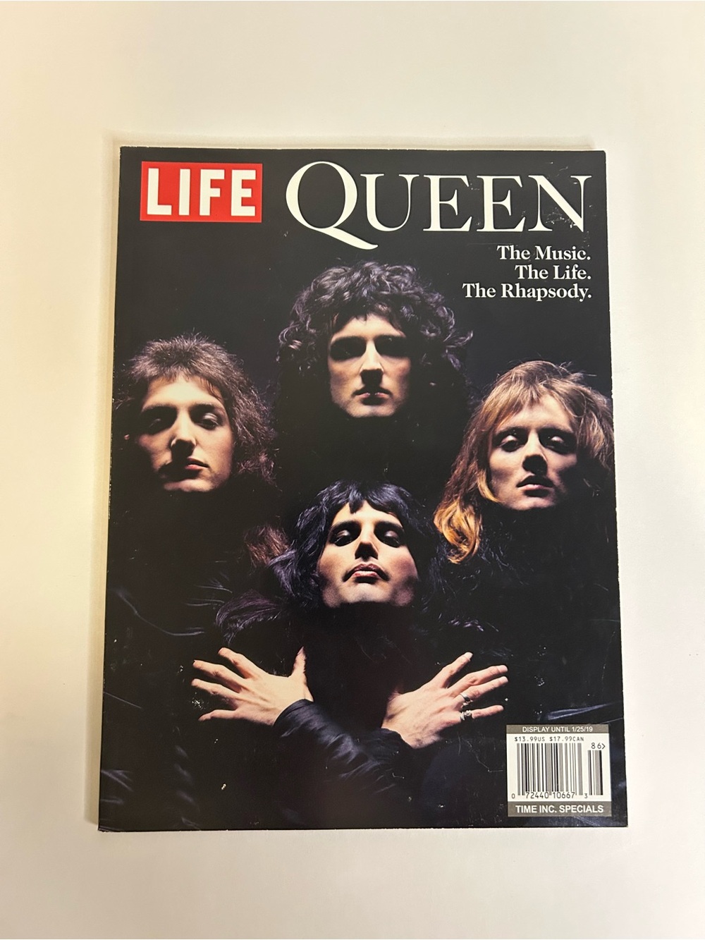 LIFE Magazine Special: QUEEN Cover